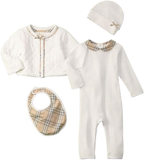 Burberry newborn baby gifts